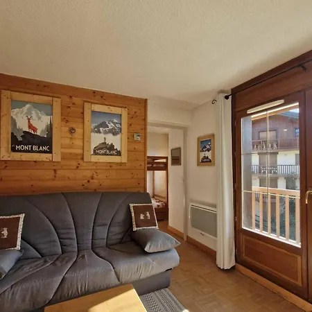 Cosy With Balcony And Mountain View Flumet